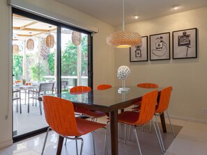 House, Multiple Beds (Atomic Ranch Heaven) | Dining