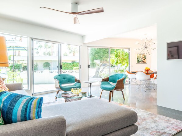Condo, Multiple Beds (Panorama at Firebird Estates) | Living room