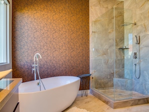Ferienhaus, Mehrere Betten (Sun Haven Escape) | Badezimmer | Haartrockner, Handtücher, Shampoo
