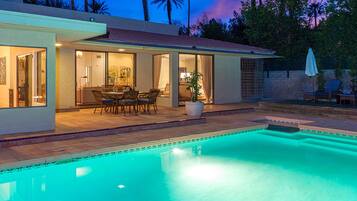 House, 3 Bedrooms | Exterior