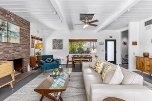 House, Multiple Beds (Lucy I'm Home) | Living area | TV