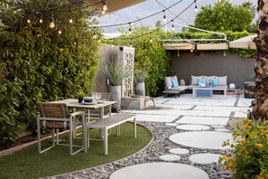 House, Multiple Beds (Lucy I'm Home) | Outdoor dining - Lucy I'm Home (Palm Springs)