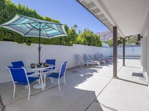 Huis, 4 slaapkamers | Balkon