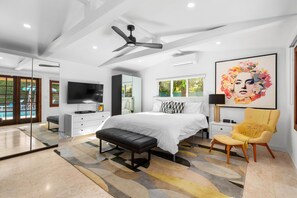 House, Multiple Beds (The Clever Cactus) | 3 bedrooms, bed sheets
