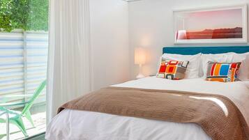 House, Multiple Beds (Glass & Steel House) | 3 bedrooms, iron/ironing board, bed sheets