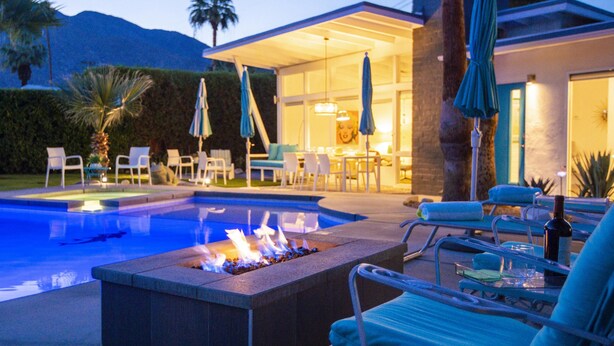 Pool - Run to the Sun (Palm Springs)
