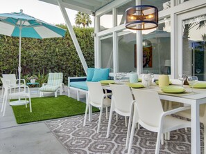 House, 3 Bedrooms | Balcony