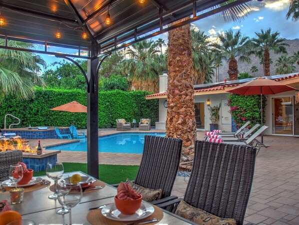 House, 4 Bedrooms | Pool