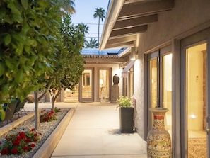 Exterior - The Eight-thirty at Tahquitz River Estates (Palm Springs)