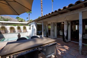 Balcony - Bonita Bungalow (Palm Springs)