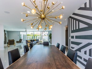 House, 4 Bedrooms | Private kitchen