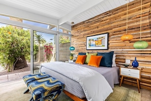 House, Multiple Beds (West Elm House 1 - The Alexander)