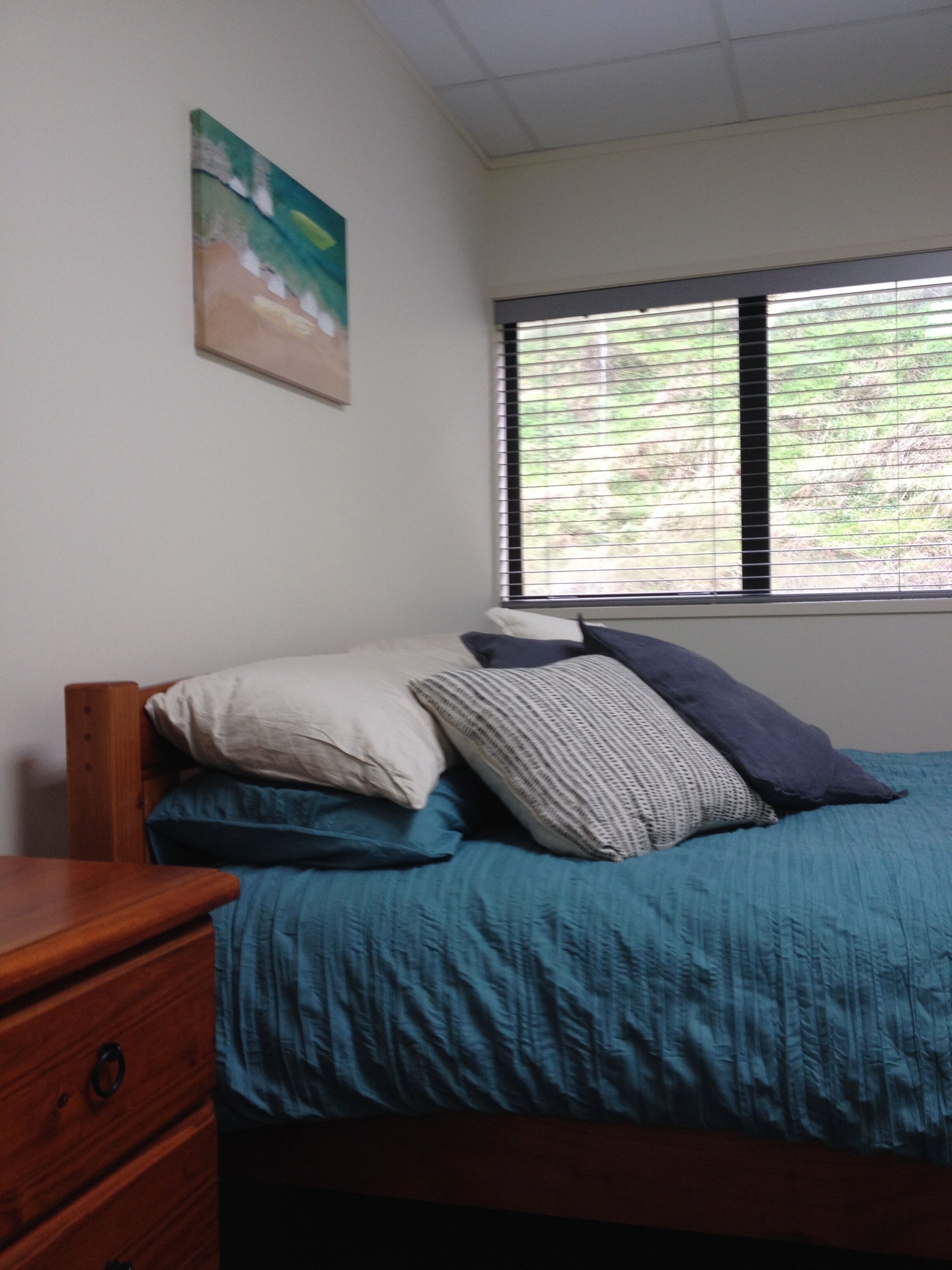 2 chambres, lit parapluie, draps fournis