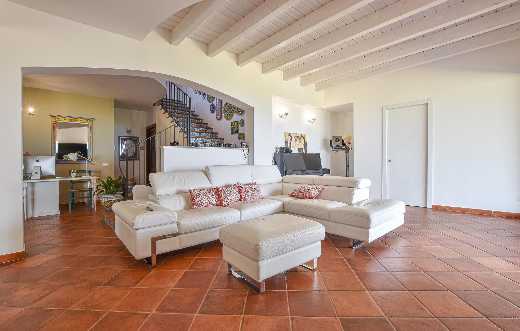 Télévision, baby-foot