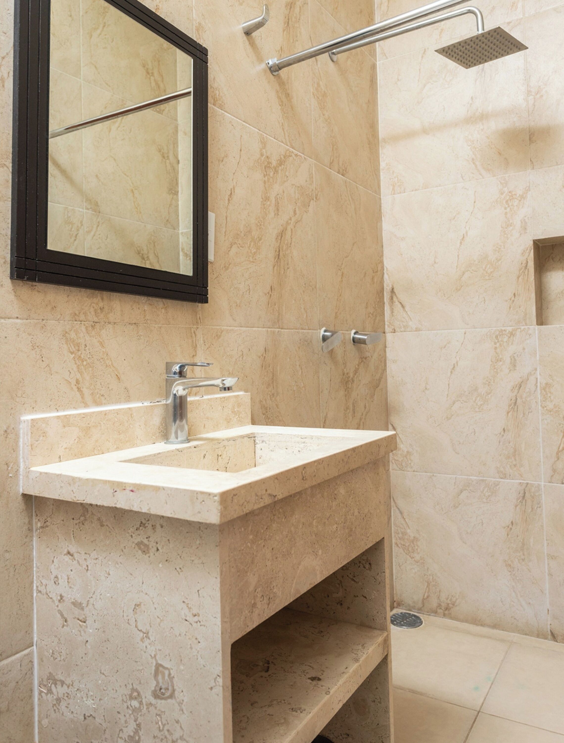 Superior Room | Bathroom