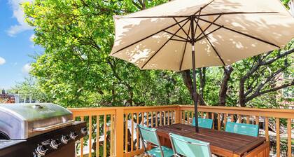 Perfect for Families & Groups - Safe & Near Everything! w/Playground & Parking