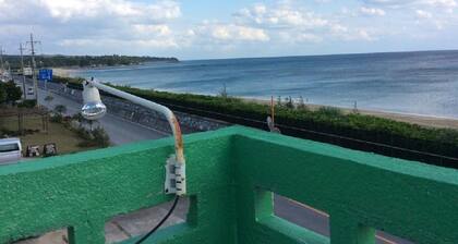 Room for 12 people with a view of the sea from th / Kunigami-gun Okinawa