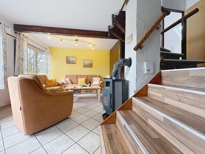 TV, fireplace, table football - Am Sternberg 38 by Interhome (Frankenau)