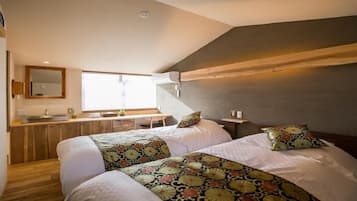 1 bedroom, desk, internet, bed sheets