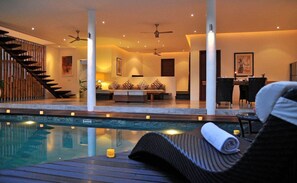 Pool - Family Villa with Plunge Pool Closes Seminyak Square (Seminyak)