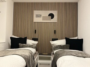 2 bedrooms, Internet