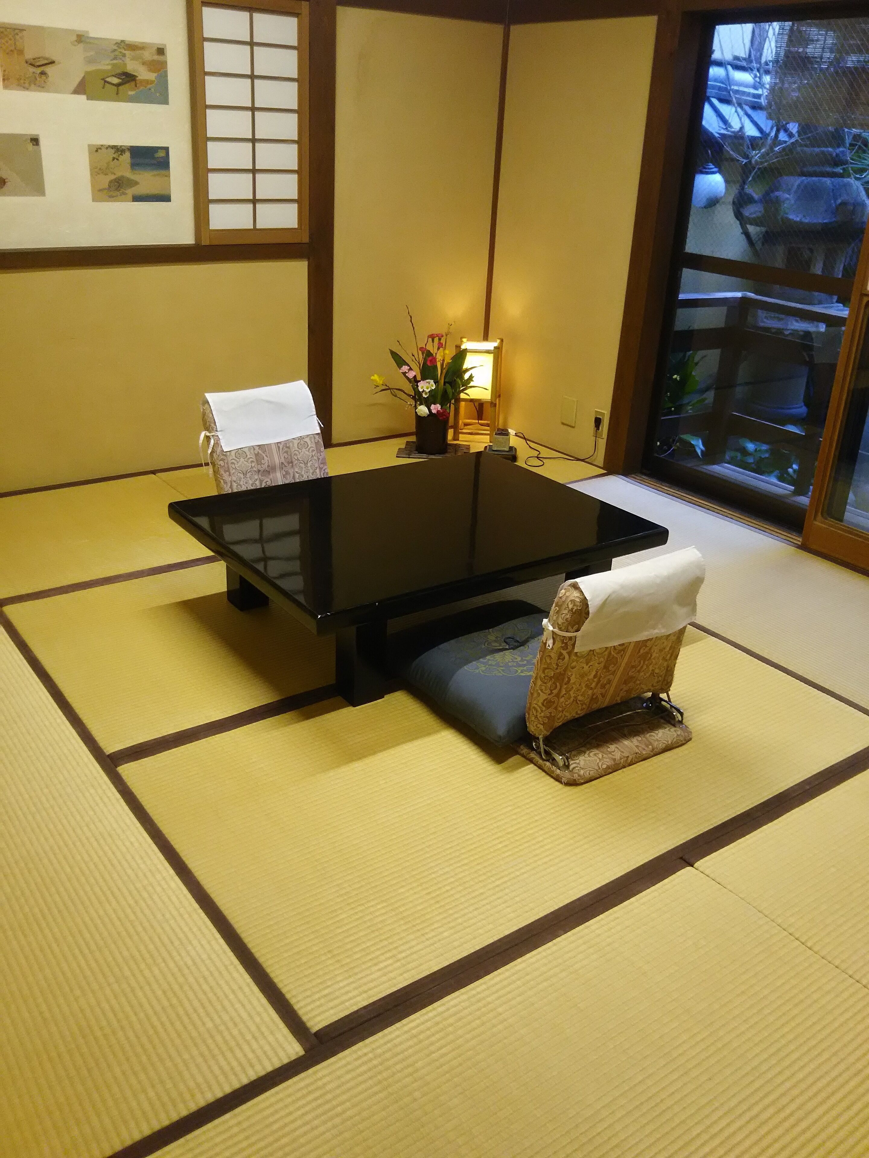 朝食 (郷土料理)、毎日提供 (1 名様 2200 JPY)