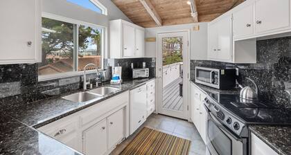 NUEVA LISTA: The Sandy Starfish: 1 cuadra a pie de la playa, bañera de hidromasaje, capacidad para 6.