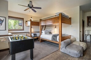 5 chambres, fer et planche Ă repasser, Wi-Fi gratuit, draps fournis