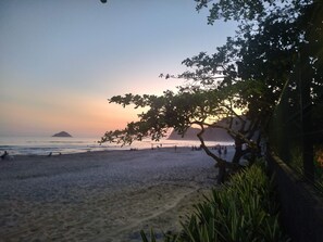 Na praia