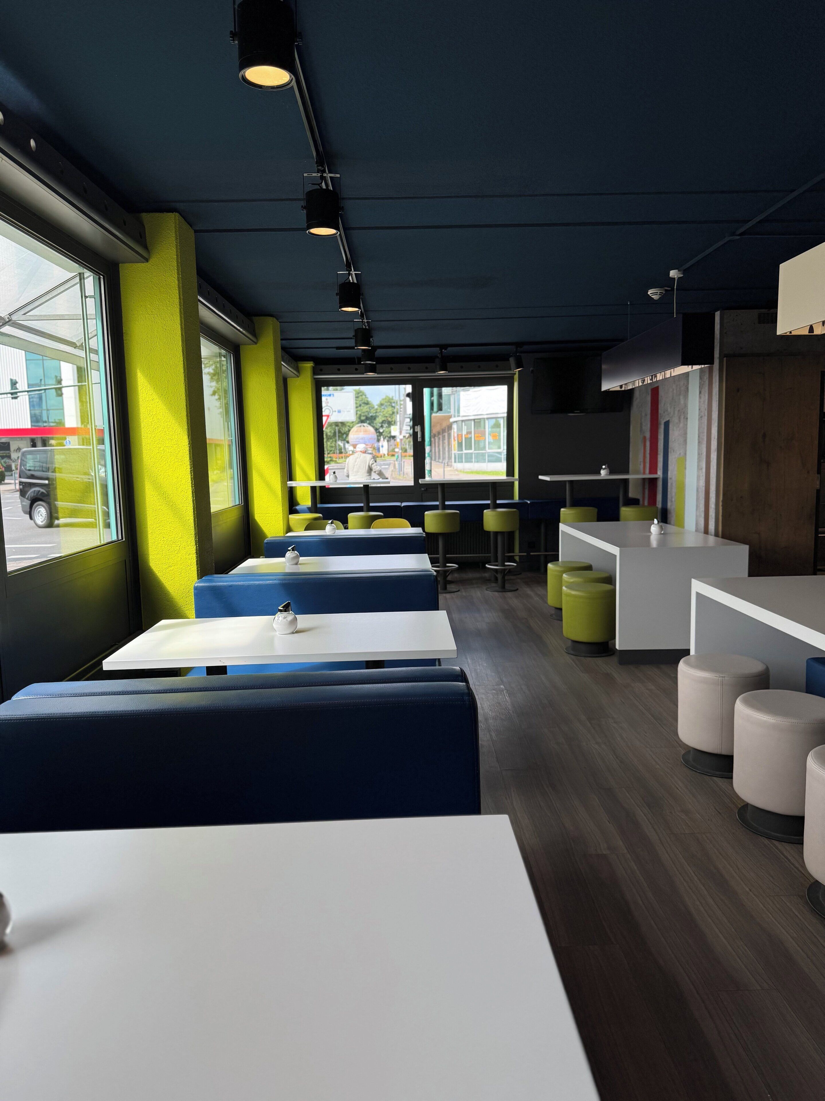 Daily buffet breakfast (EUR 11.50 per person)