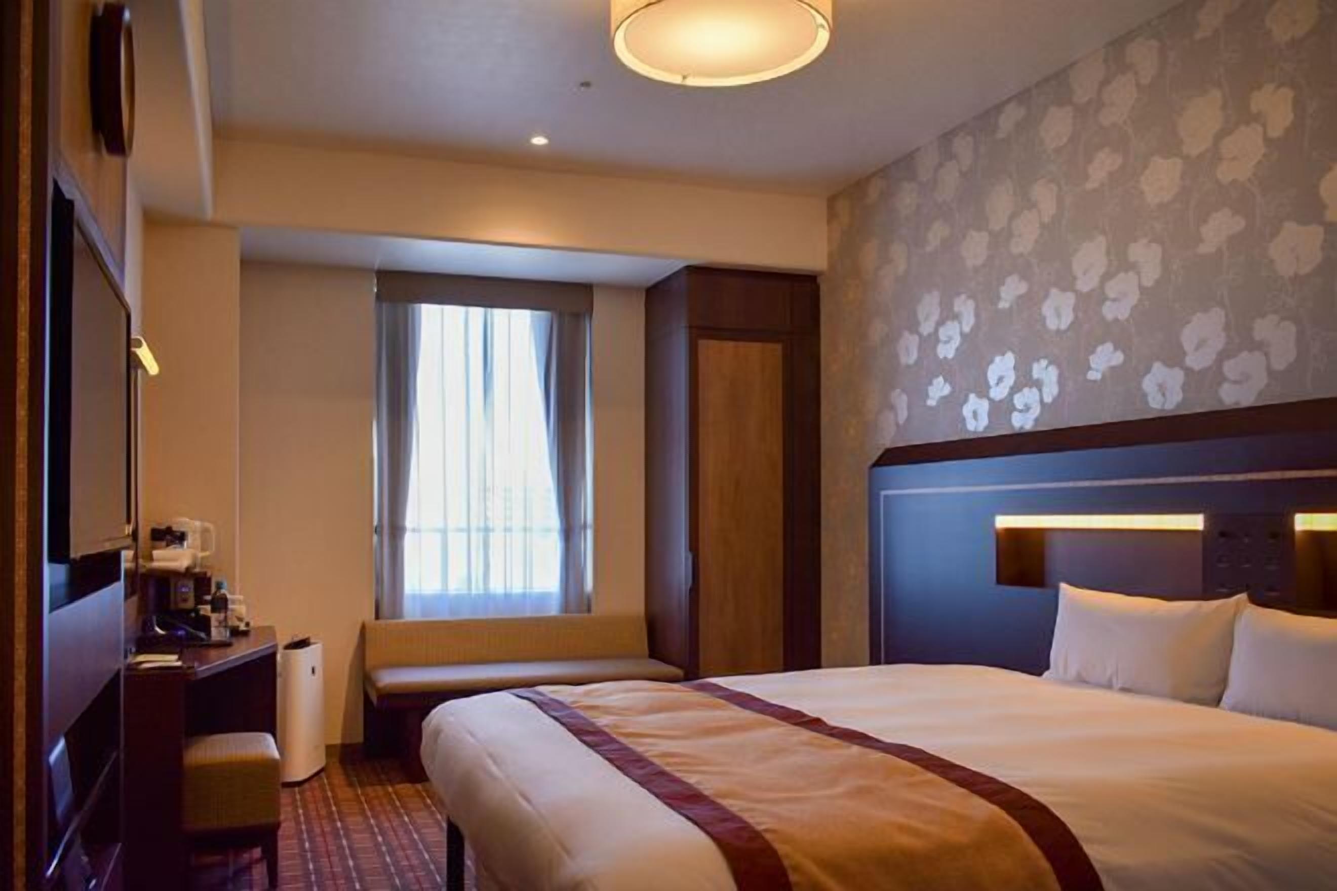 客房內保險箱、遮光布/窗簾、搖籃/嬰兒床、免費無線上網