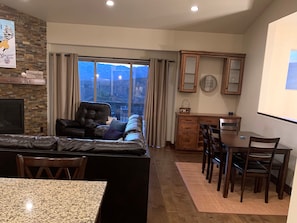 Smart TV, fireplace, books