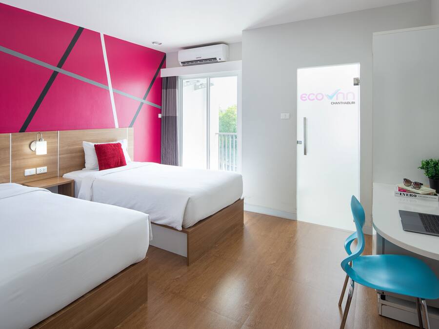 Standard, 2 Twin Beds, Non Smoking, City View | Desk, laptop workspace, blackout curtains, free WiFi