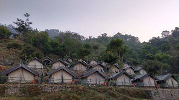 Lều Deluxe | Chi tiết ngoại thất