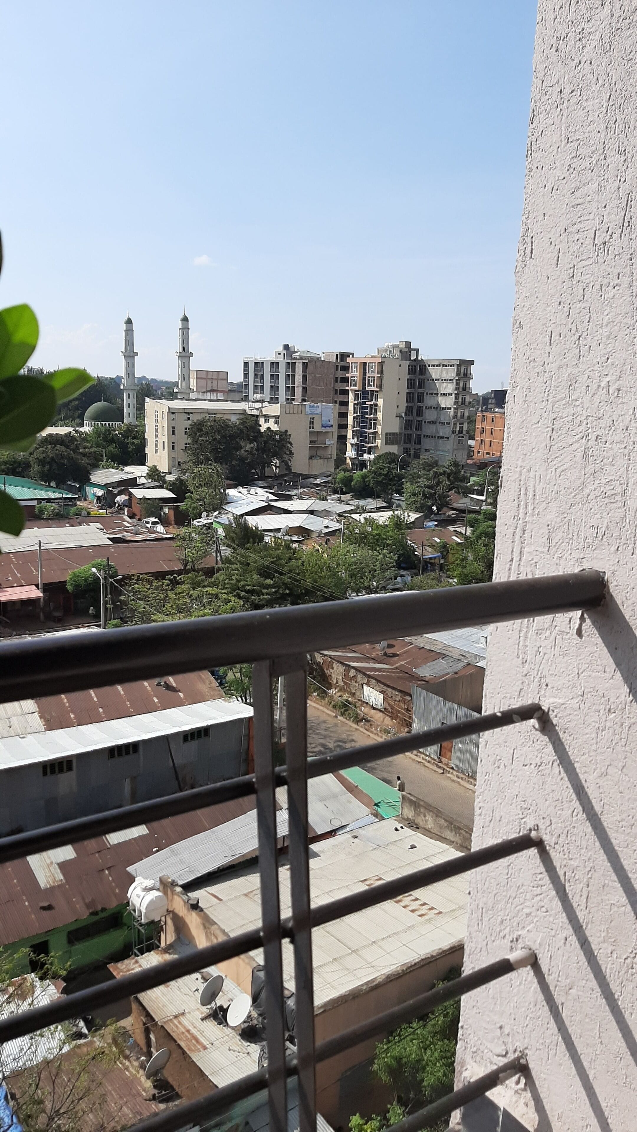 superior twin room, city view | city view