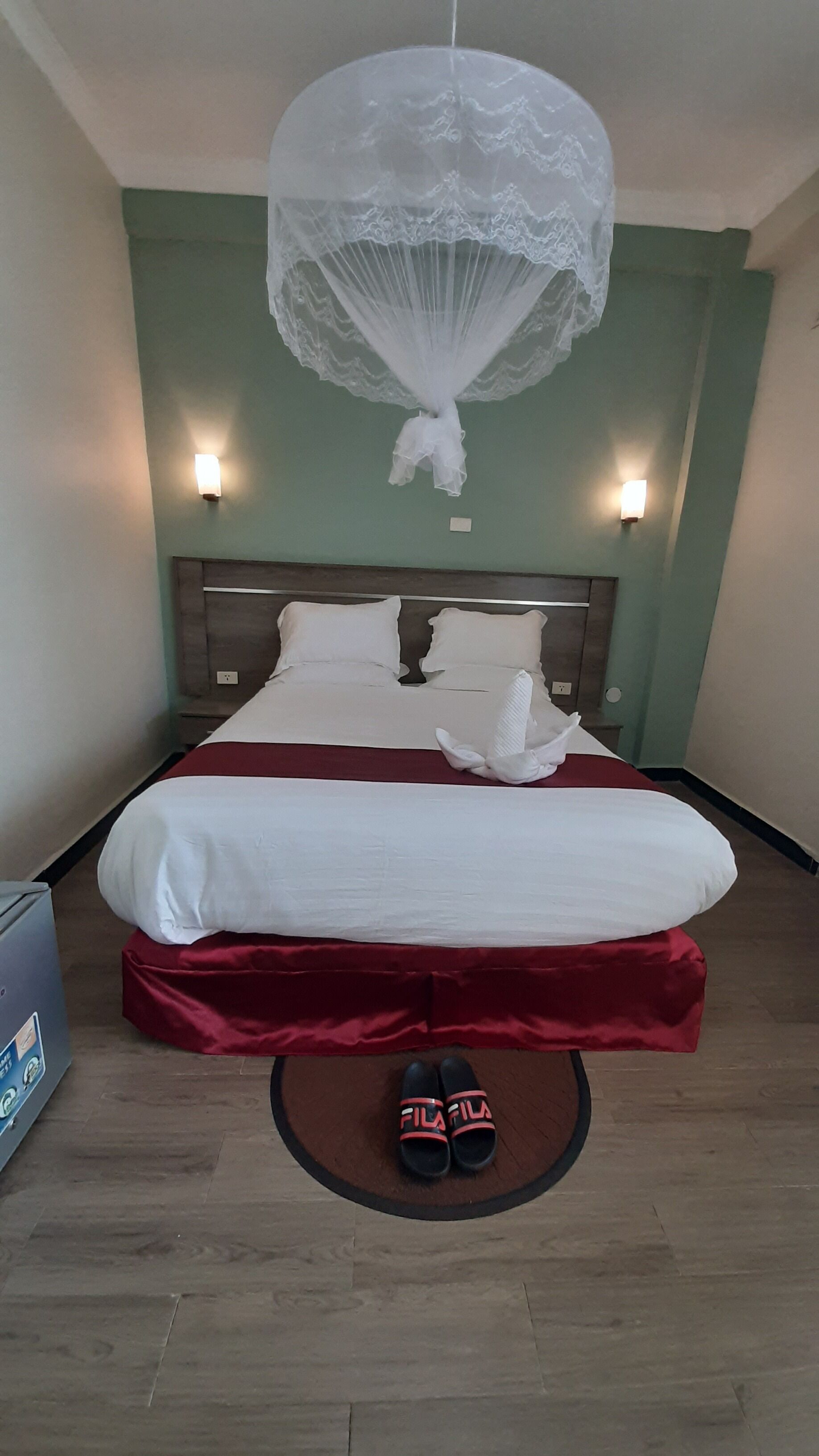 deluxe double room, balcony, city view | 1 bedroom, pillow-top beds, minibar, desk