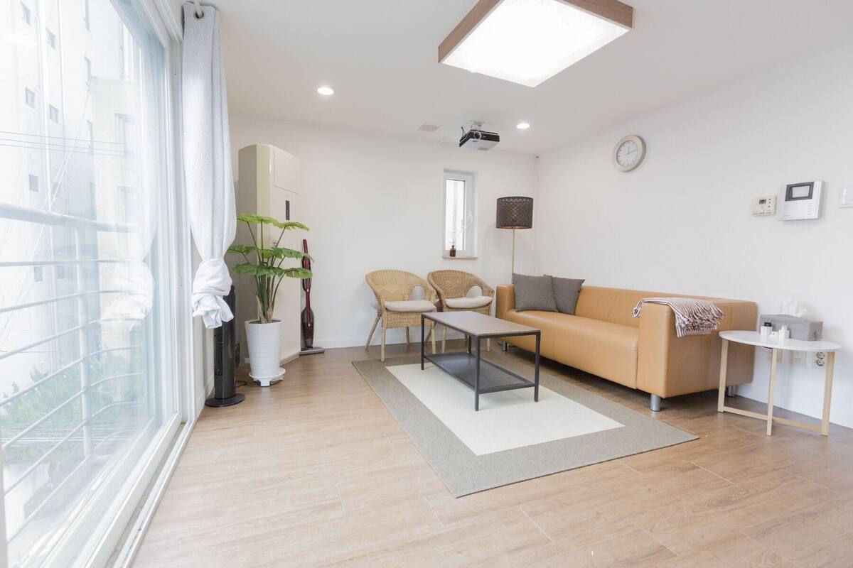 Standard Suite (#3) | Living room