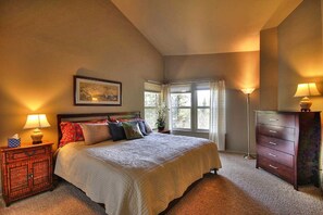 4 bedrooms, iron/ironing board, travel cot, WiFi