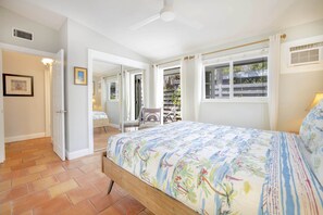 4 bedrooms, desk, iron/ironing board, travel crib