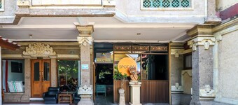 OYO 1927 Hotel Candra Adigraha
