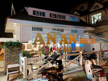 Fachada de la propiedad. An An House - Hostel