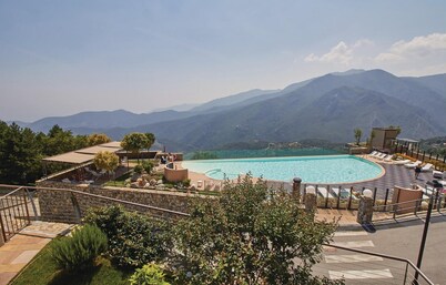 2 bedroom beautiful home in Magliolo