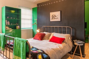 Habitación (The Elephant) | Escritorio, wifi gratis y ropa de cama