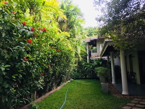 Garden - Hotel Sunflower (Kataragama)