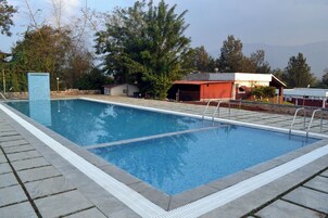 Buitenzwembad