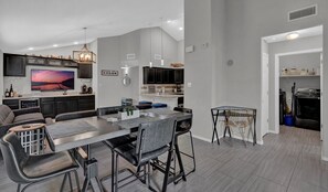 Dining - Calming Retreat (El Paso)