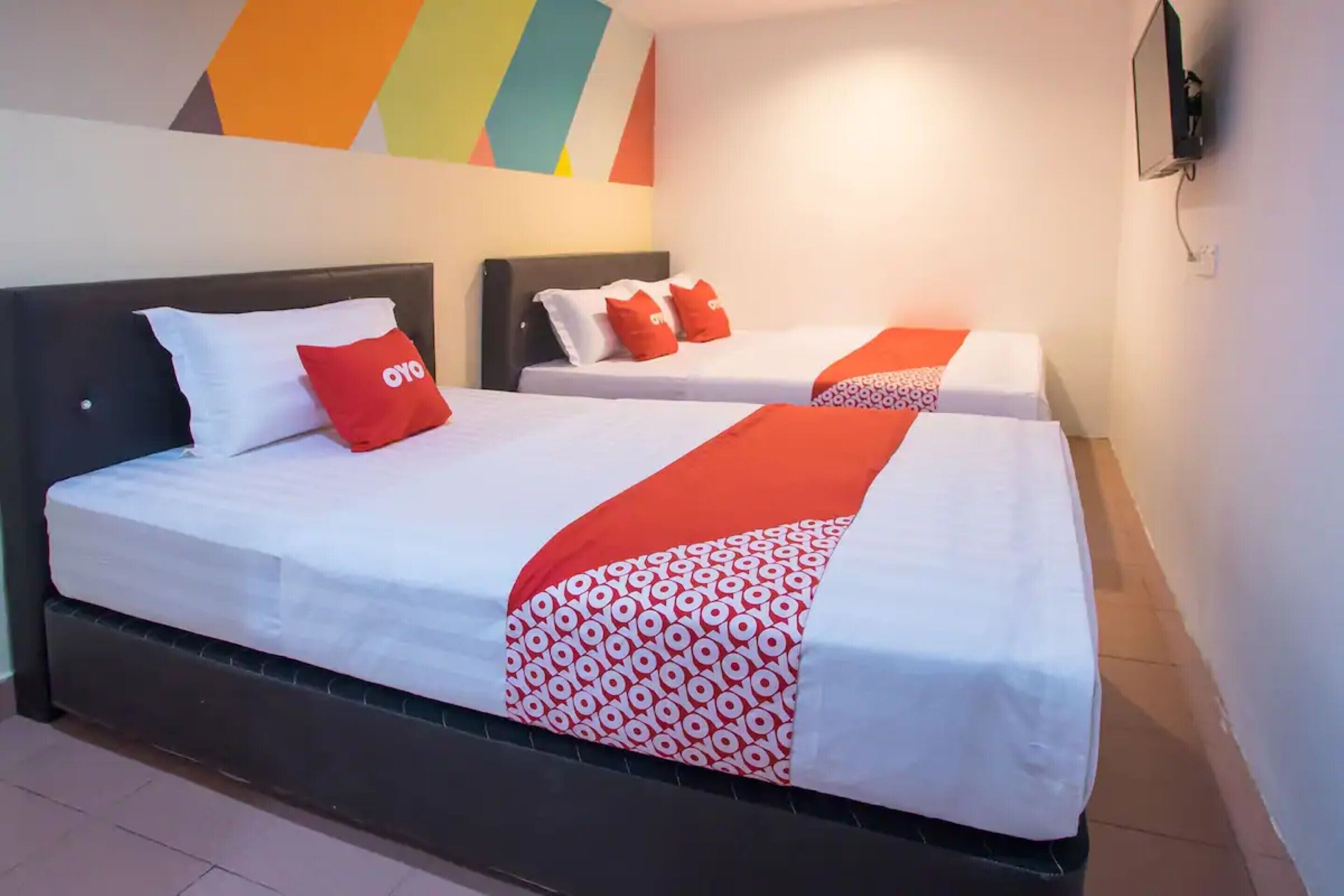 Standard Triple Room | Desk, laptop workspace, free WiFi, bed sheets