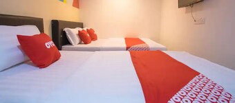 OYO 90281 Hotel Taj