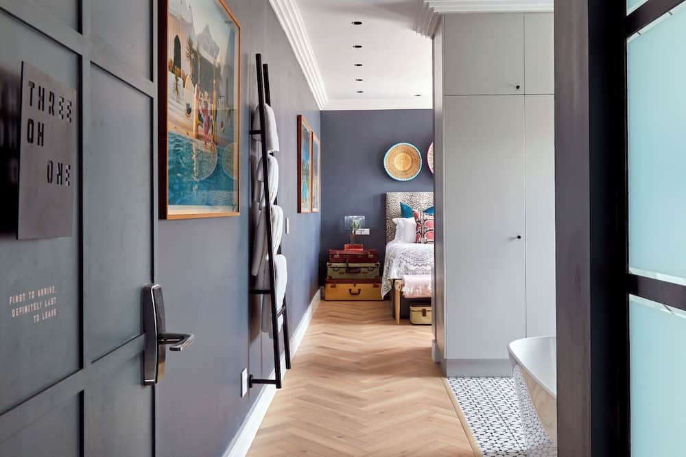 Pineapple House Boutique Hotel