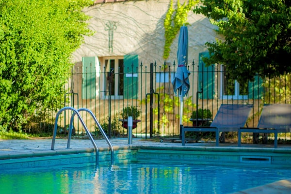 Maison des RĂȘveurs, gĂźte de charme, Mas Saint-Gens, Carpentras